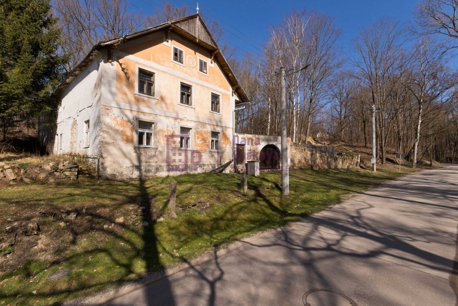 Prodej dům - Dolní Pěna, 290 m²