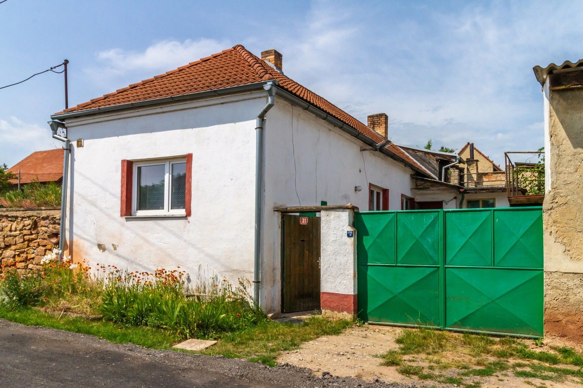 Prodej dům - Tmáň, Zlonice, 80 m²
