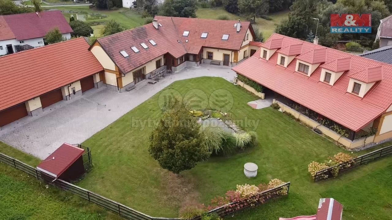 Prodej rodinný dům - Mutice, Nová Ves u Mladé Vožice, 764 m²