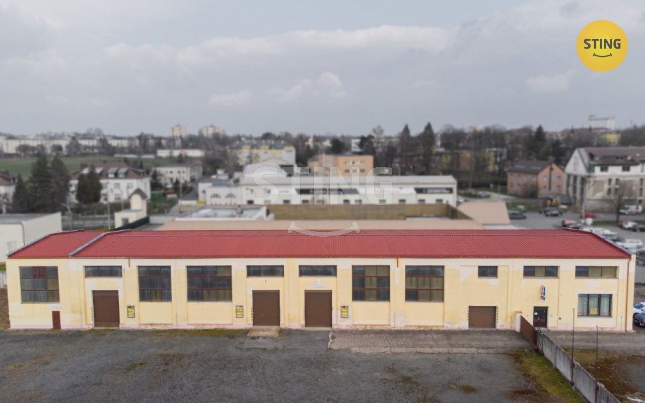 Sklady, Opavská, Hlučín, 1 072 m²