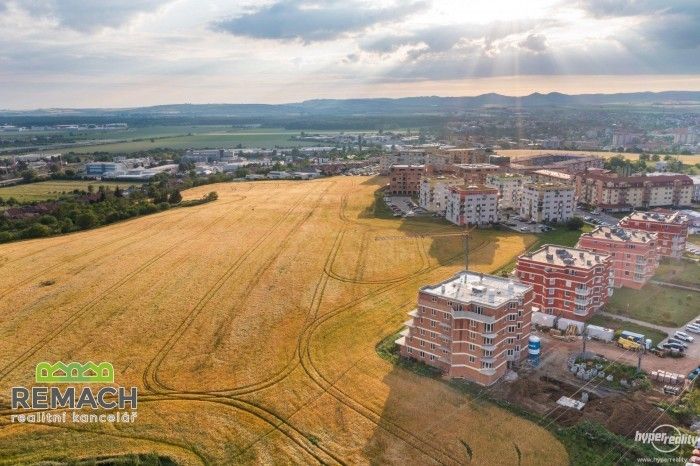 Prodej pozemek pro bydlení - Uherské Hradiště, Sady, 1 925 m²