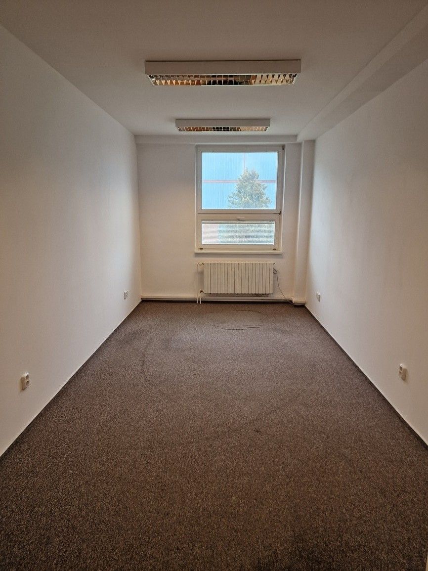 Kanceláře, Jihlava, 586 01, 18 m²