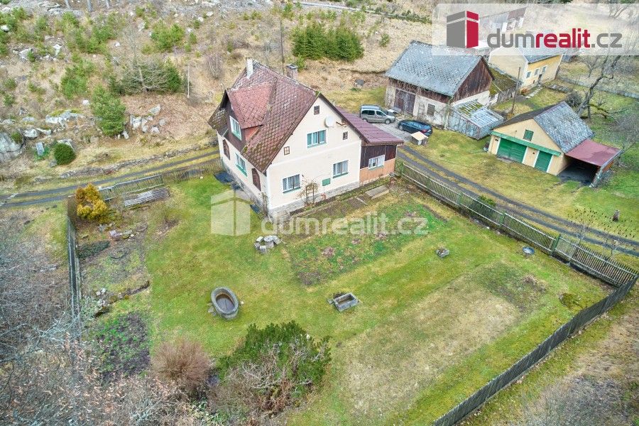 Prodej dům - Bečov nad Teplou, 364 64, 6 844 m²