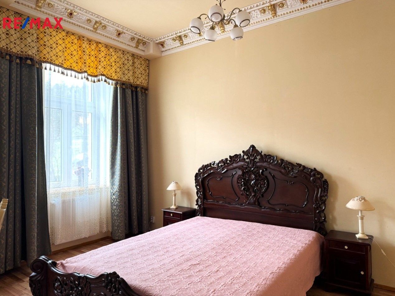 Pronájem byt 1+1 - Tylova, Karlovy Vary, Česko, 86 m²