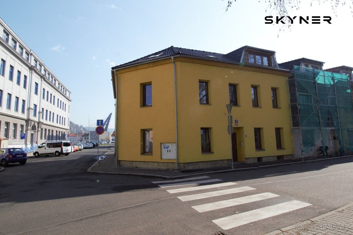Pronájem obchodní prostory - Ústí nad Labem, 400 03, 38 m²