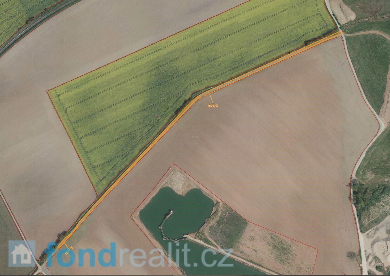 Prodej pozemek - Smiřice, 3 824 m²