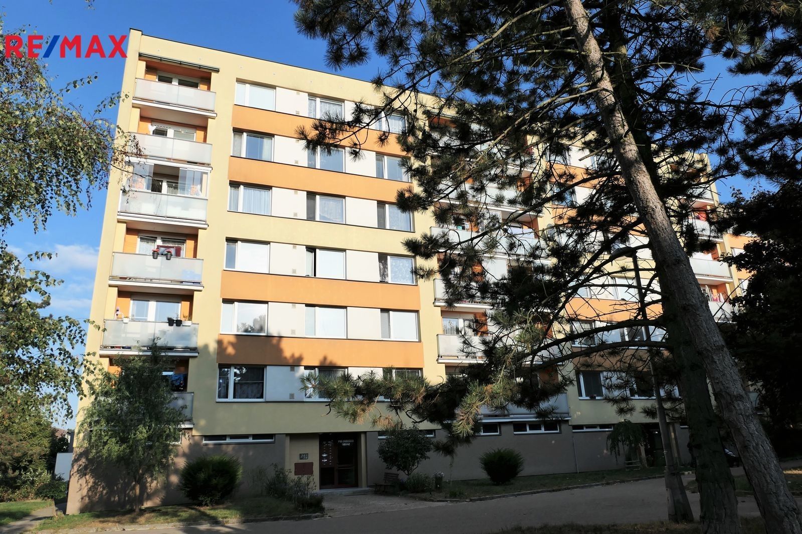 Pronájem byt 1+1 - Pod Zámečkem, Nový Hradec Králové, Hradec Králové, Česko, 36 m²