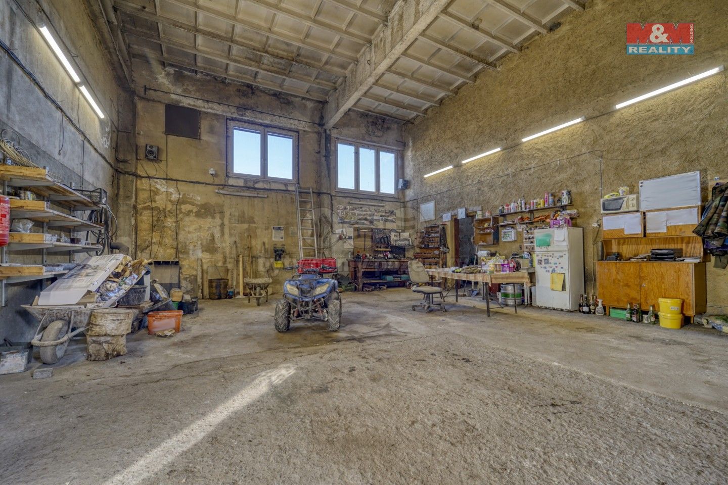 Výrobní prostory, Radnice, 68 m²