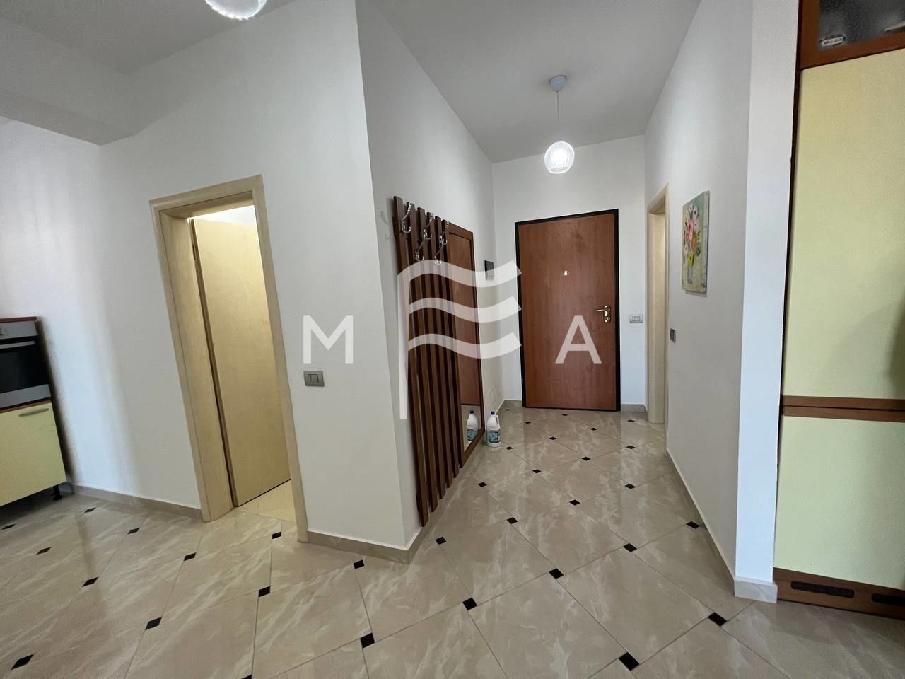 Prodej byt 4+kk - Albánie, 89 m²