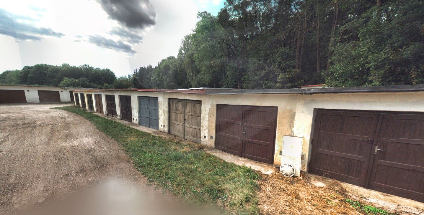 Prodej garáž - Májová, Trutnov, 19 m²
