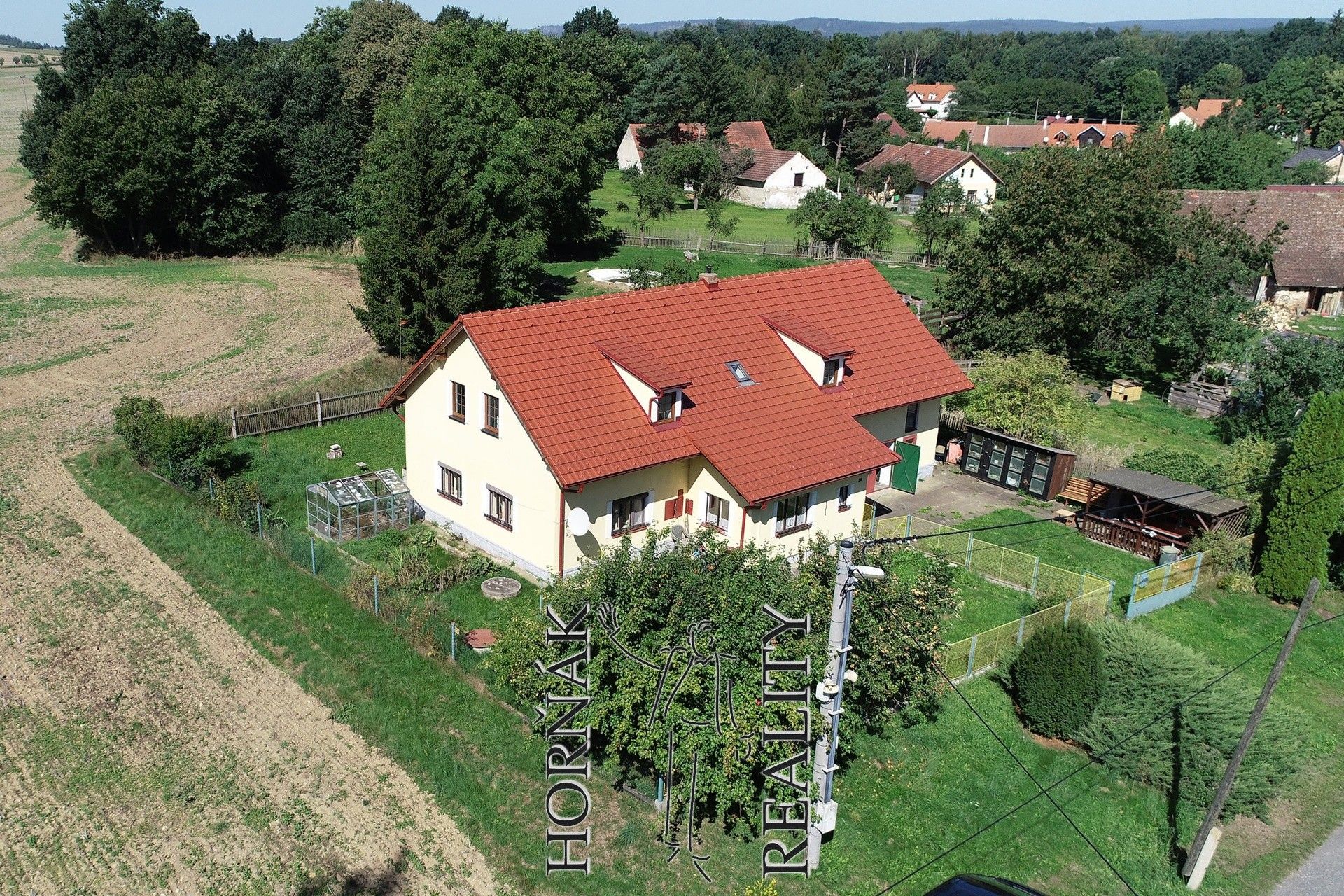 Prodej rodinný dům - Zadní Poříčí, Březnice, 282 m²