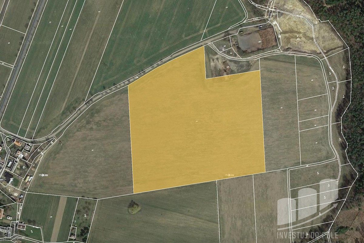 Prodej zemědělský pozemek - Černíny, 68 166 m²