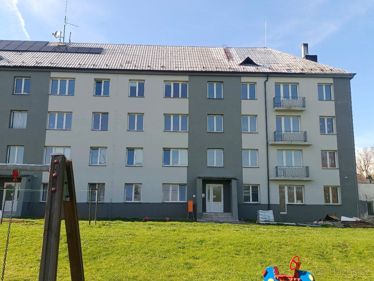 Pronájem byt 3+1 - Bečov nad Teplou, 364 64, 62 m²