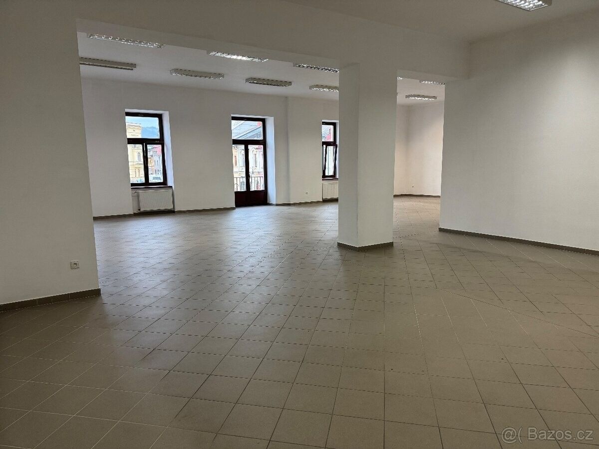 Pronájem obchodní prostory - Jablunkov, 739 91, 137 m²