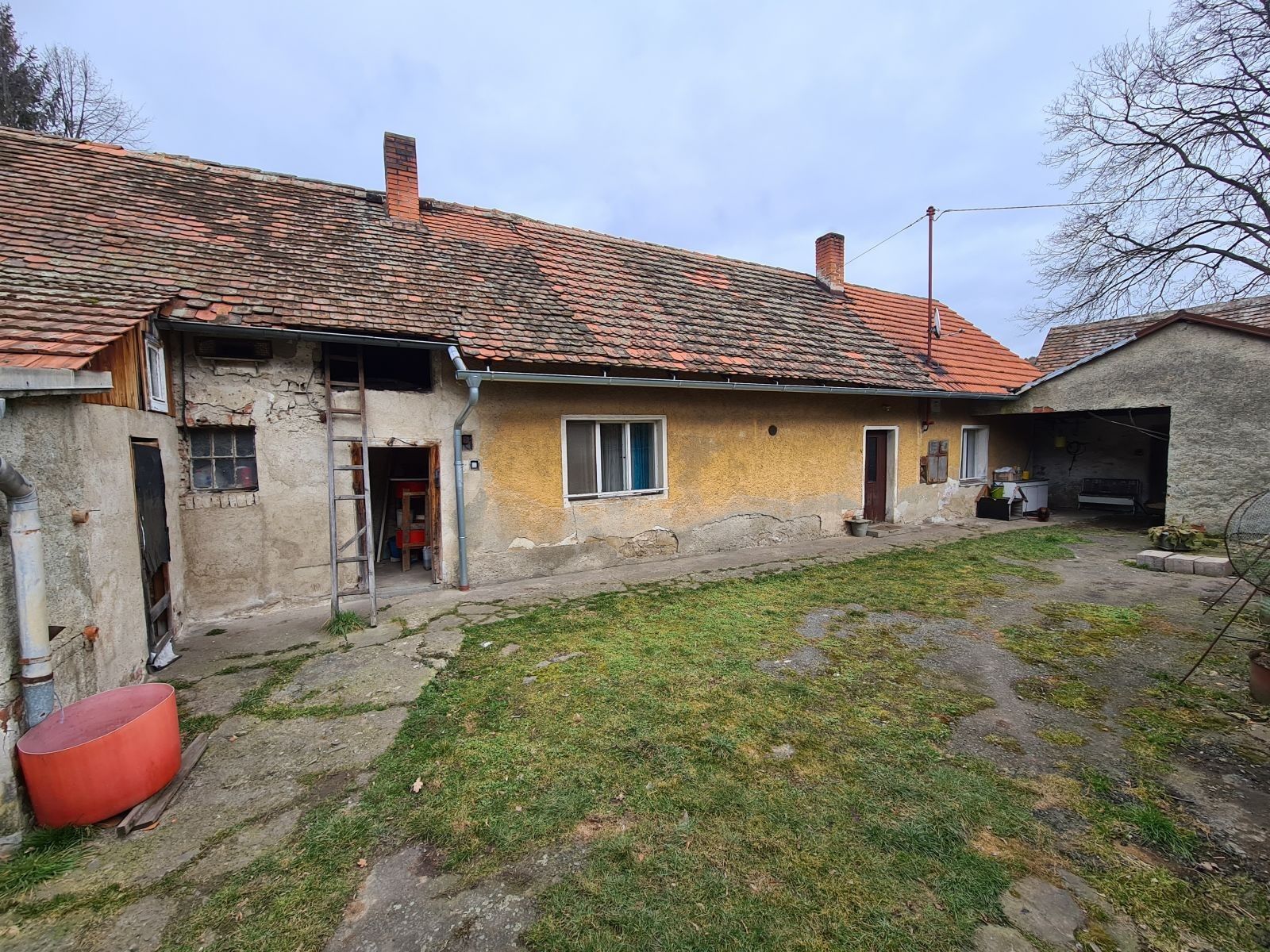 Prodej rodinný dům - Oříkov, Sedlčany, 105 m²