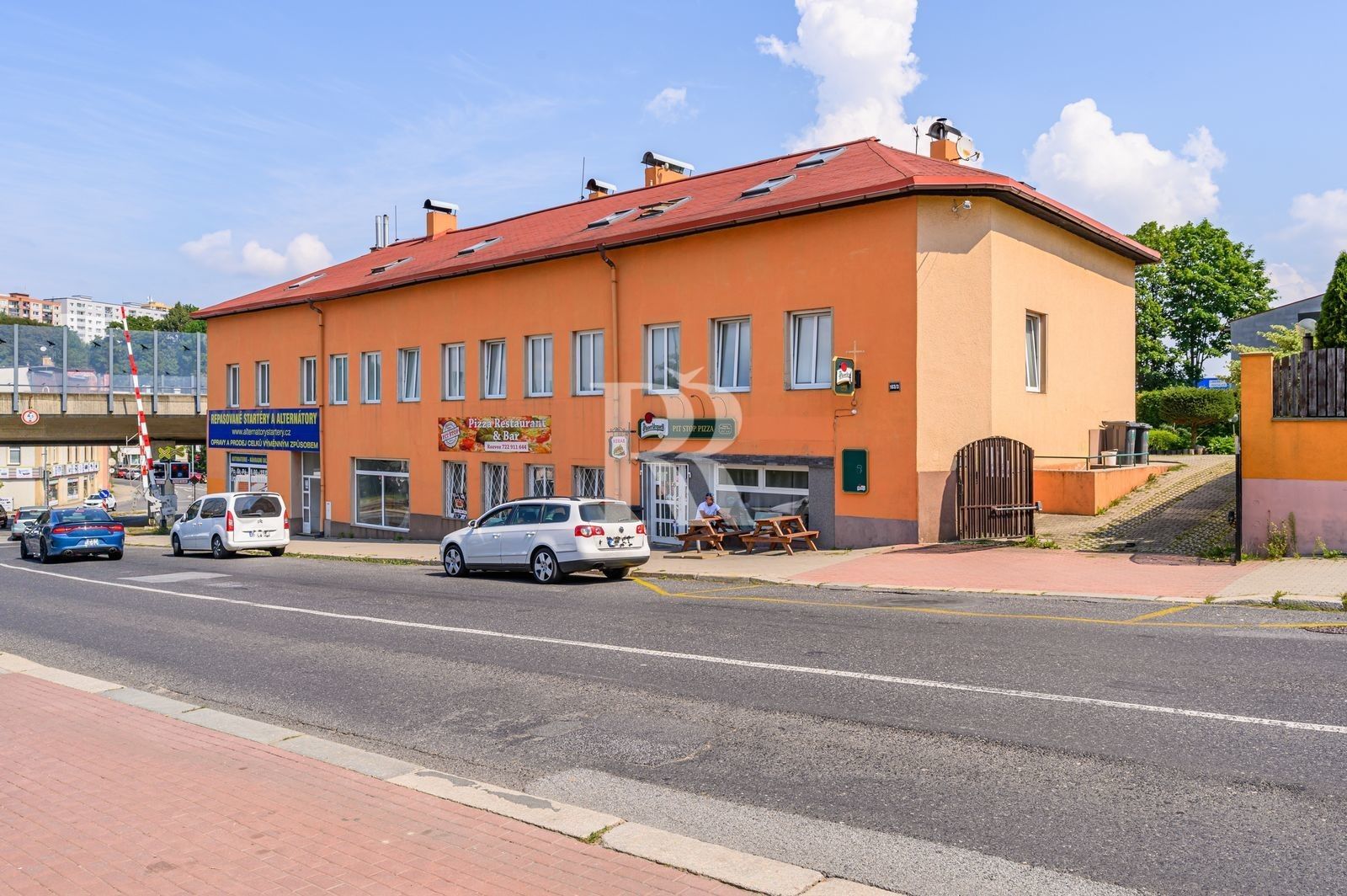 Restaurace, Hodkovická, Liberec, 165 m²