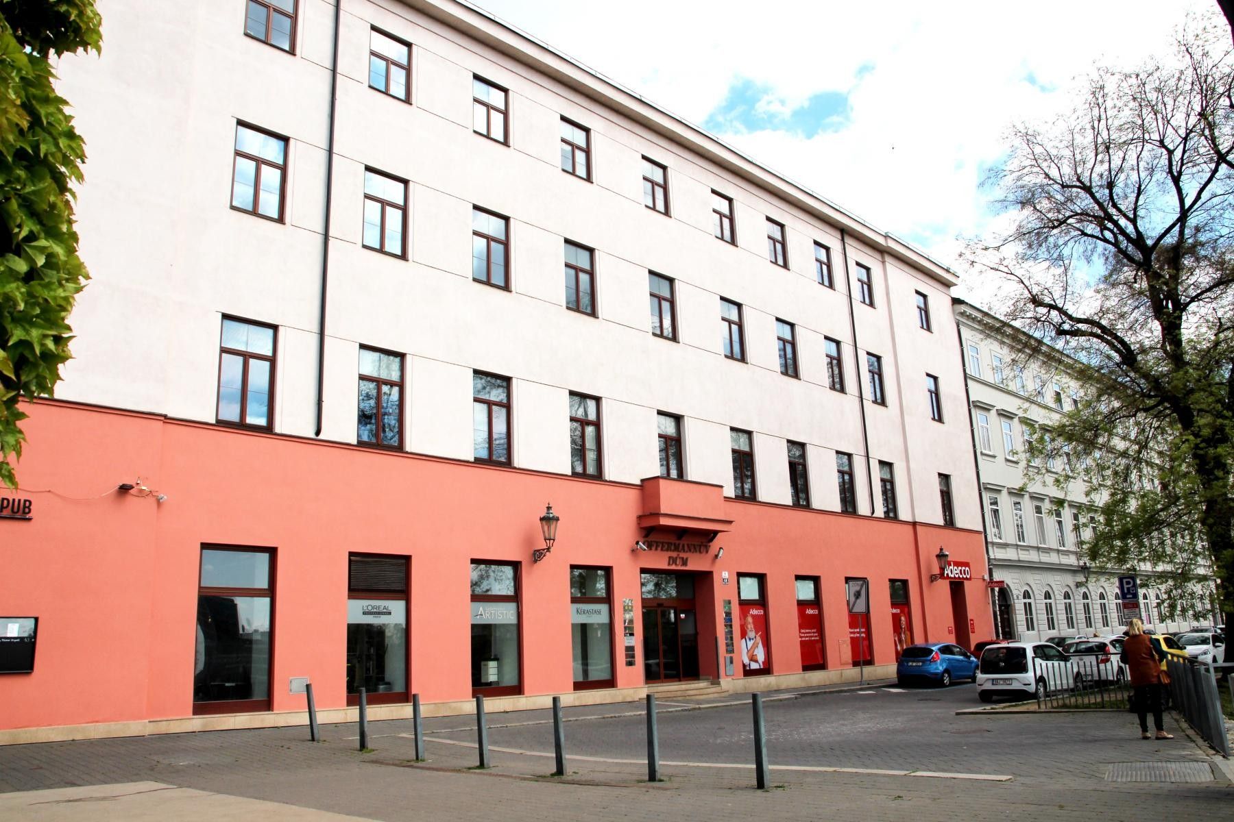 Pronájem kancelář - Bašty, Brno, 129 m²