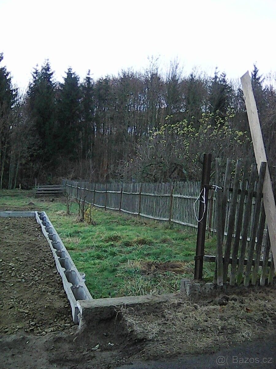 Zahrady, Louňovice pod Blaníkem, 257 06, 628 m²