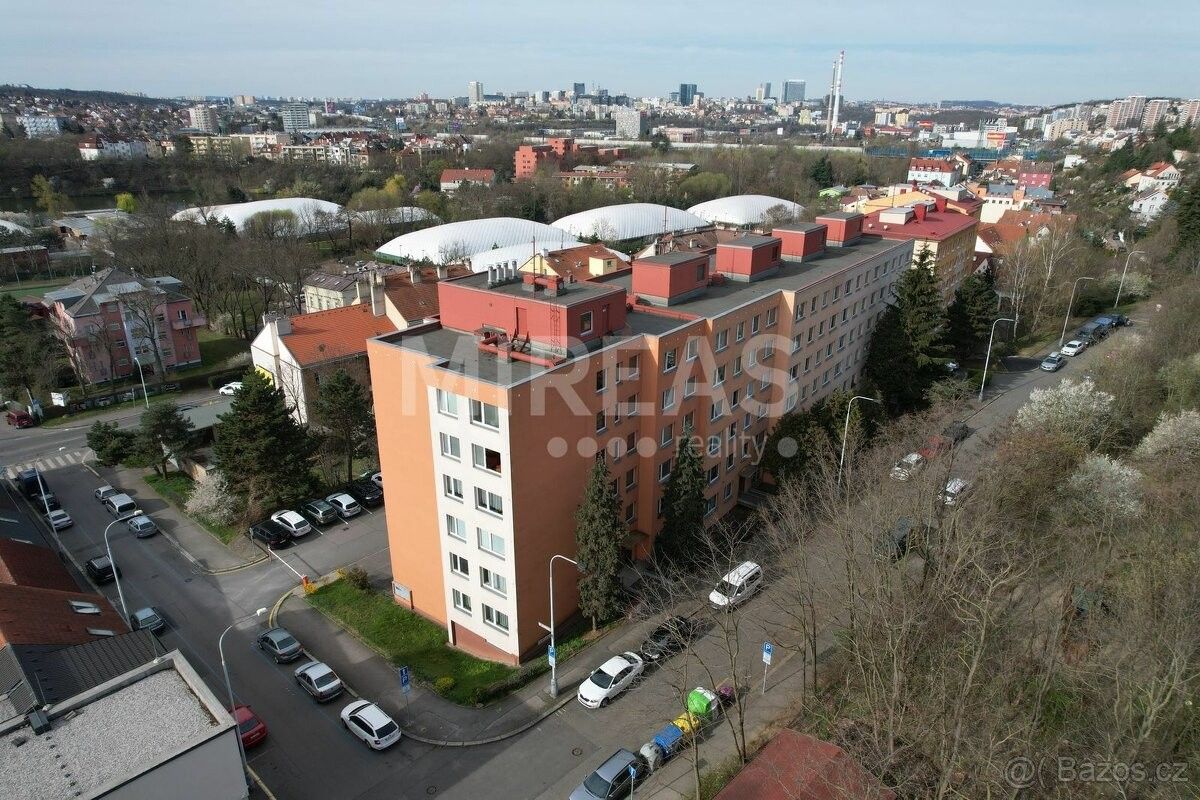 Prodej byt 3+1 - Praha, 106 00, 78 m²