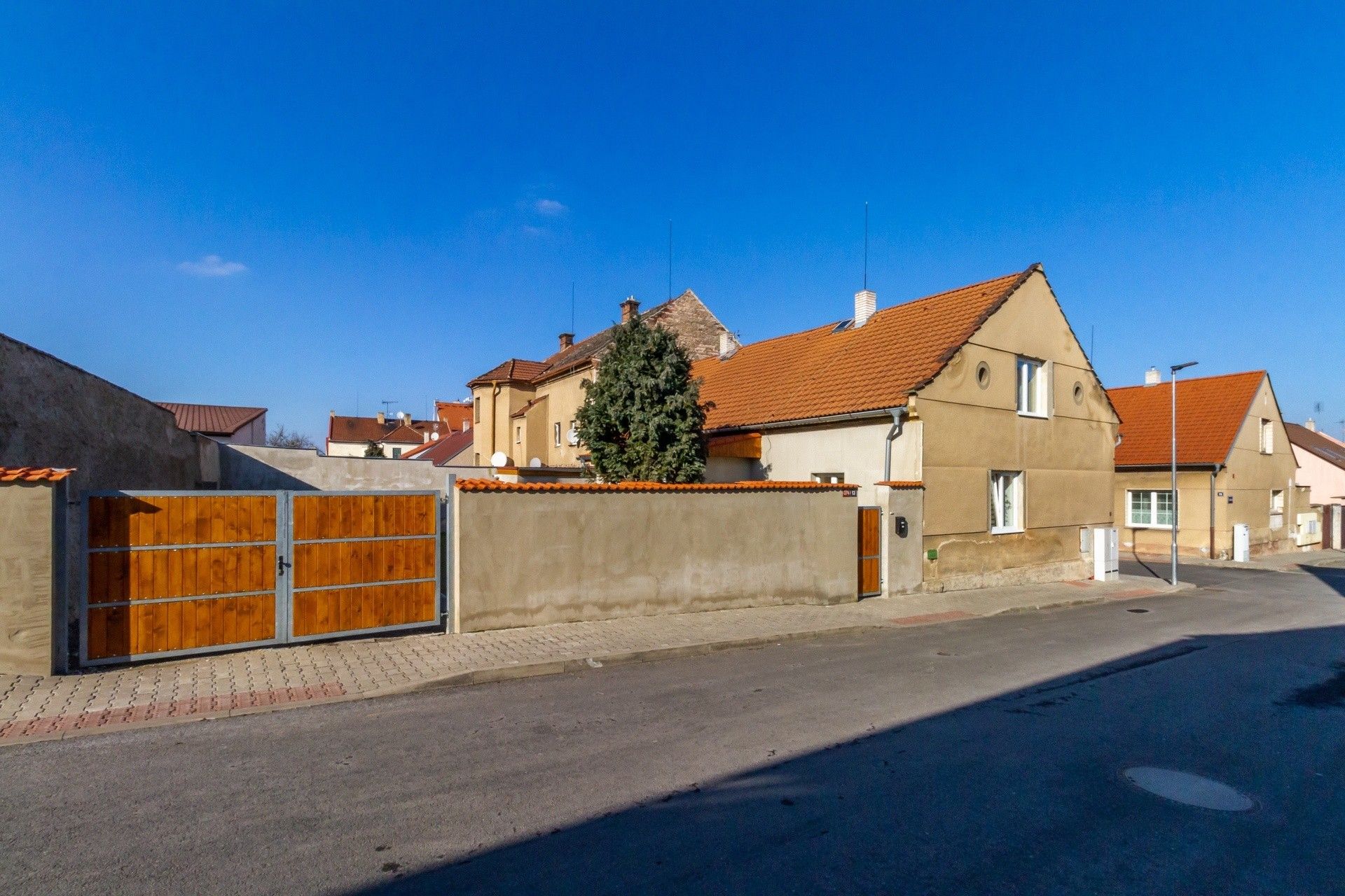 Prodej dům - Trojanova, Kročehlavy, Kladno, Česko, 137 m²