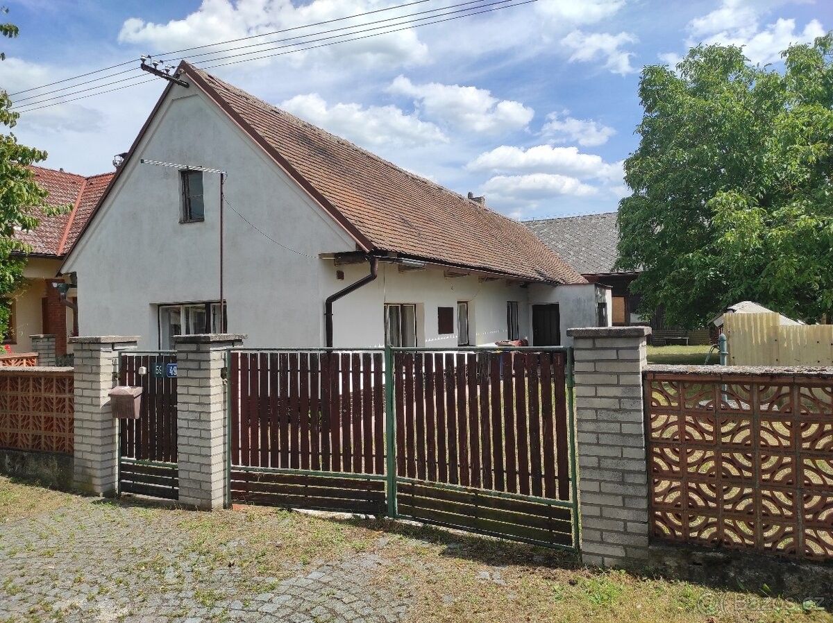 Prodej dům - Hradec Králové, 503 41, 140 m²