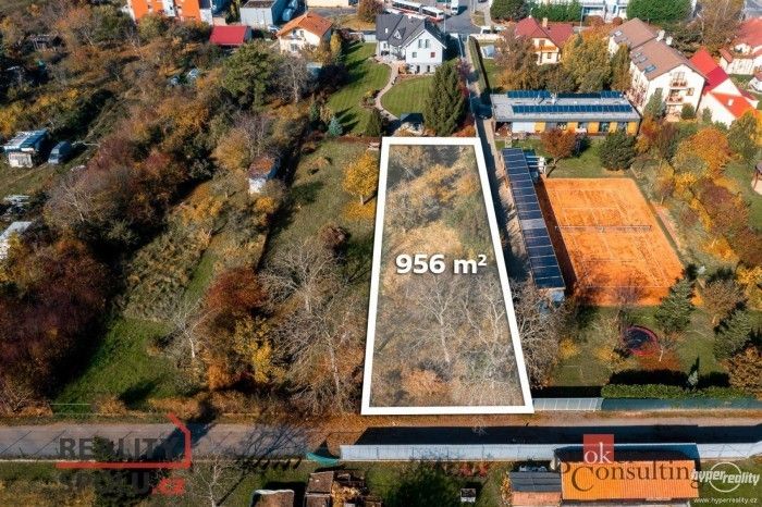 Prodej zahrada - Suchdolská, Praha, 956 m²