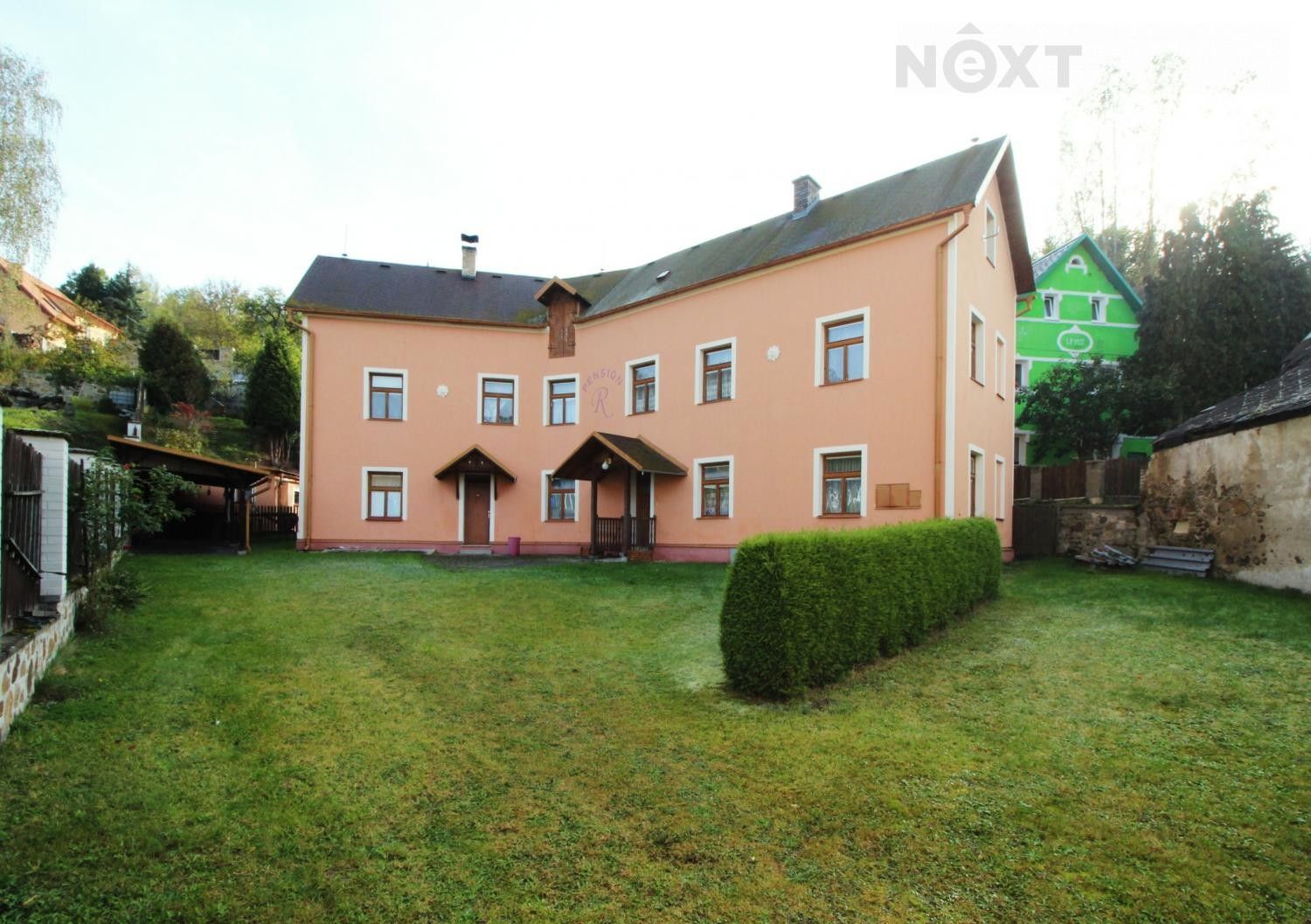 Prodej rodinný dům - Teplička, 340 m²