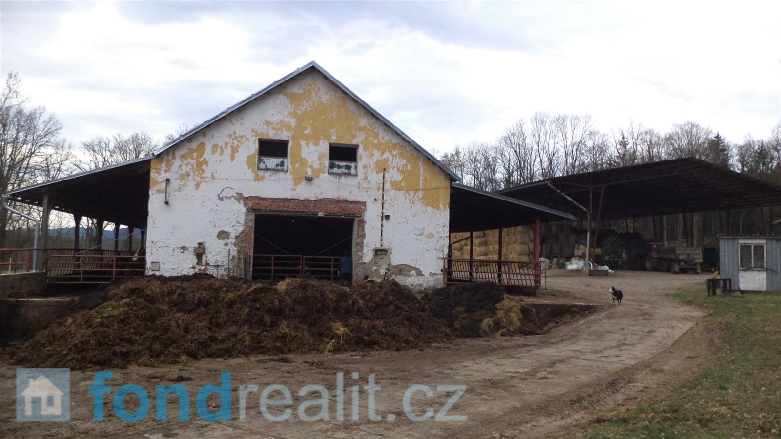 Prodej zemědělský objekt - Netolice, 2 276 m²