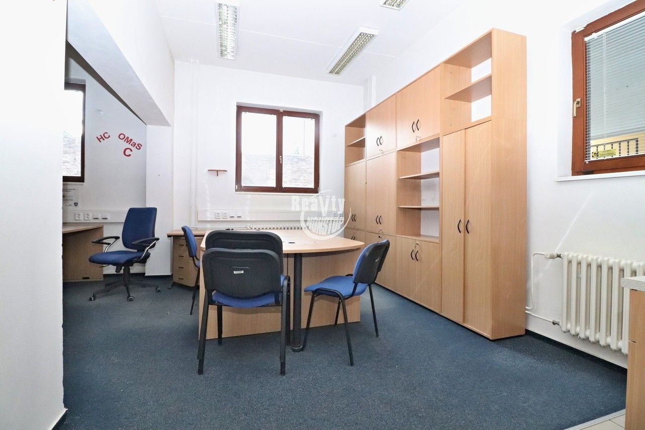 Pronájem kancelář - Věžní, Jihlava, Česko, 73 m²