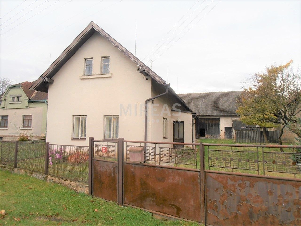 Prodej rodinný dům - Struhy, Čachovice, 290 m²