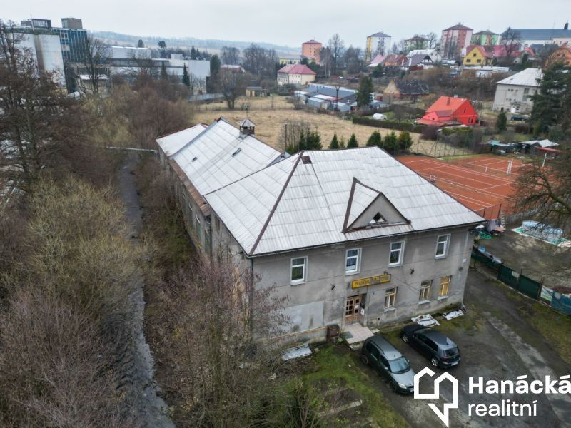Ubytovací zařízení, Moravský Beroun, 1 100 m²