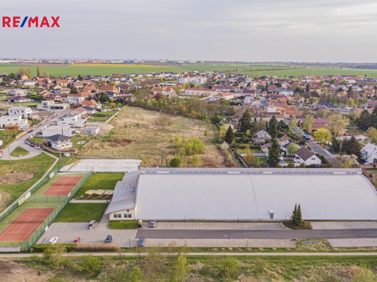 Prodej komerční pozemek - Pavlova, Radonice, 17 000 m²