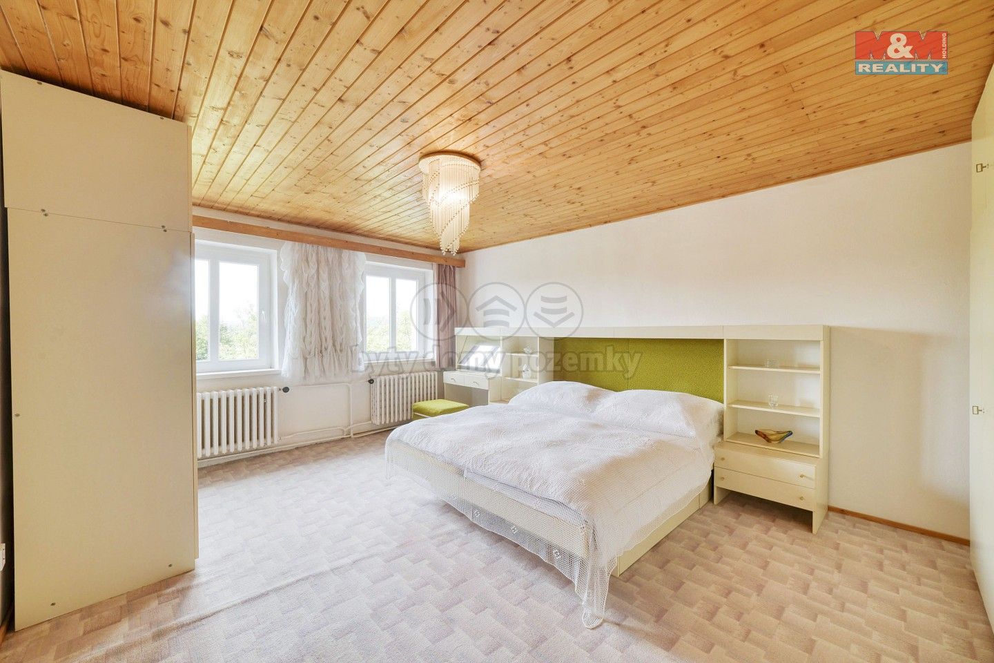 Prodej rodinný dům - Háje, Kolová, 387 m²