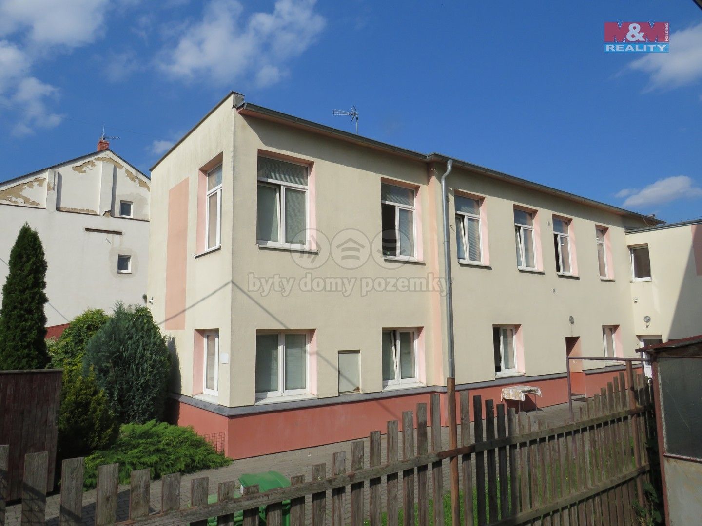 Prodej rodinný dům - K. Čapka, Krnov, 260 m²
