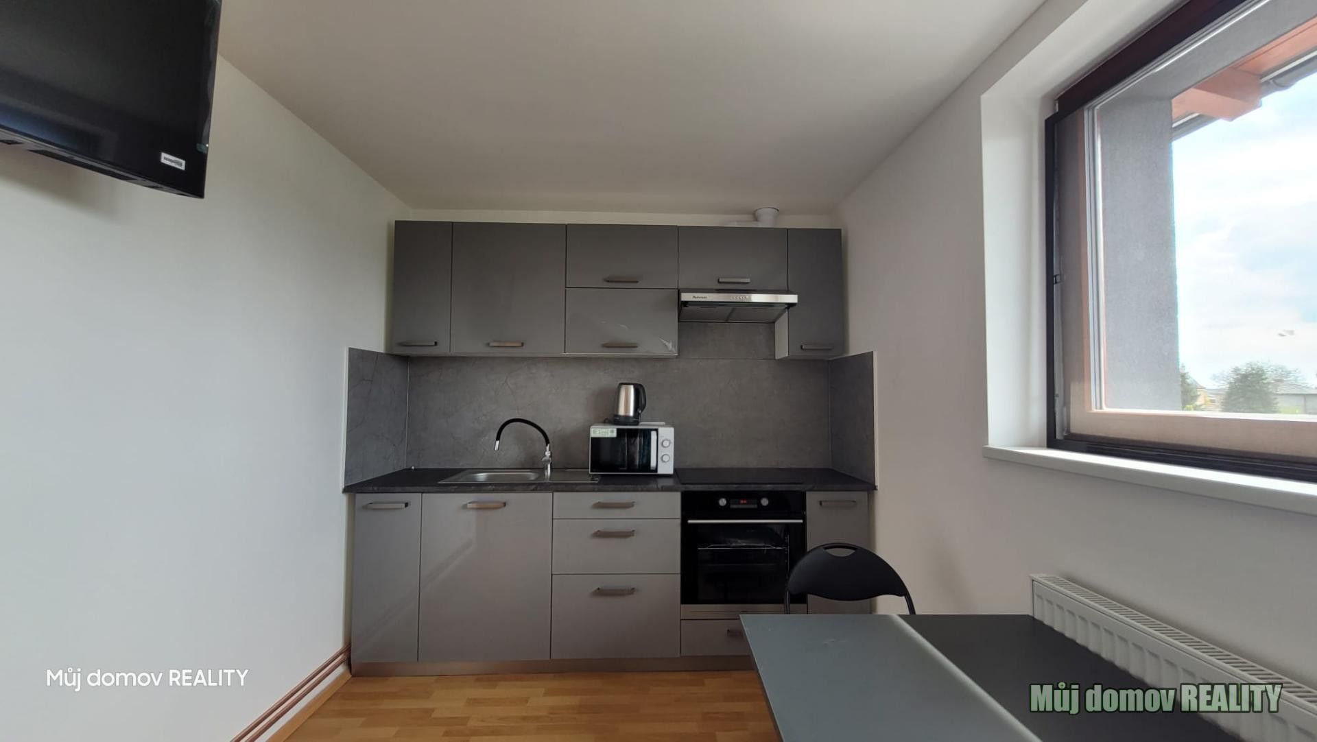 Pronájem byt 3+kk - Odboje, Praha, 65 m²