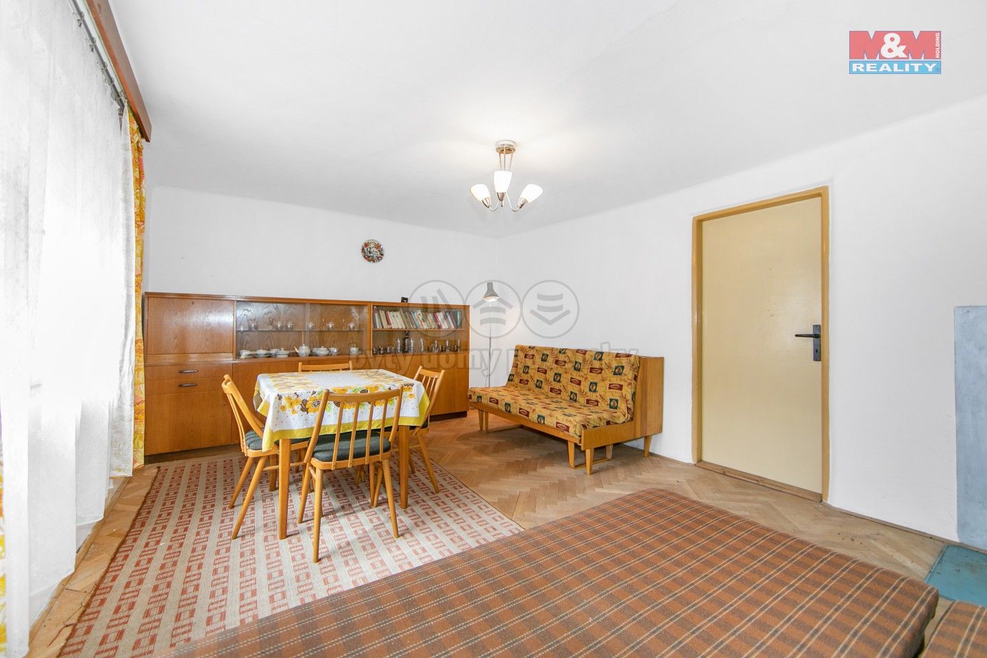 Prodej rodinný dům - Jarov, 239 m²