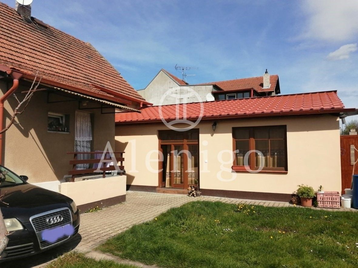 Prodej dům - Hřebeč, 273 45, 108 m²