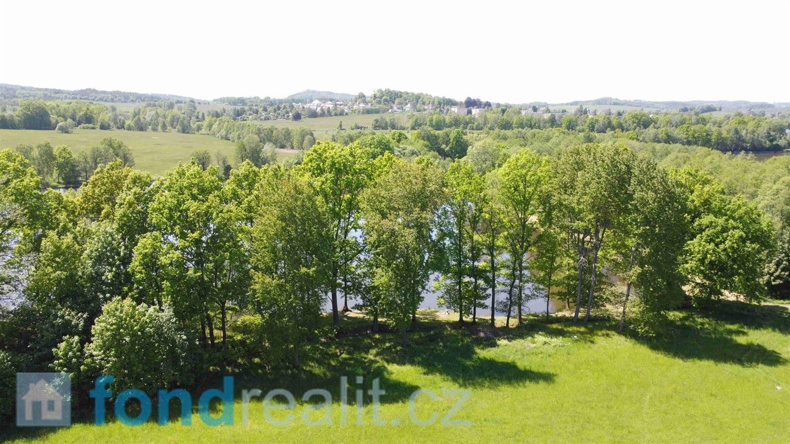 Prodej pozemek - Šluknov, 1 989 m²
