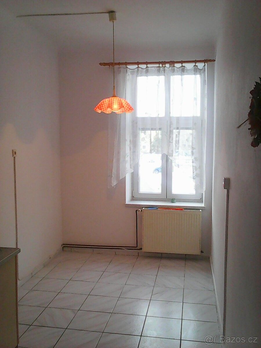 Pronájem byt 2+1 - Krnov, 794 01, 71 m²