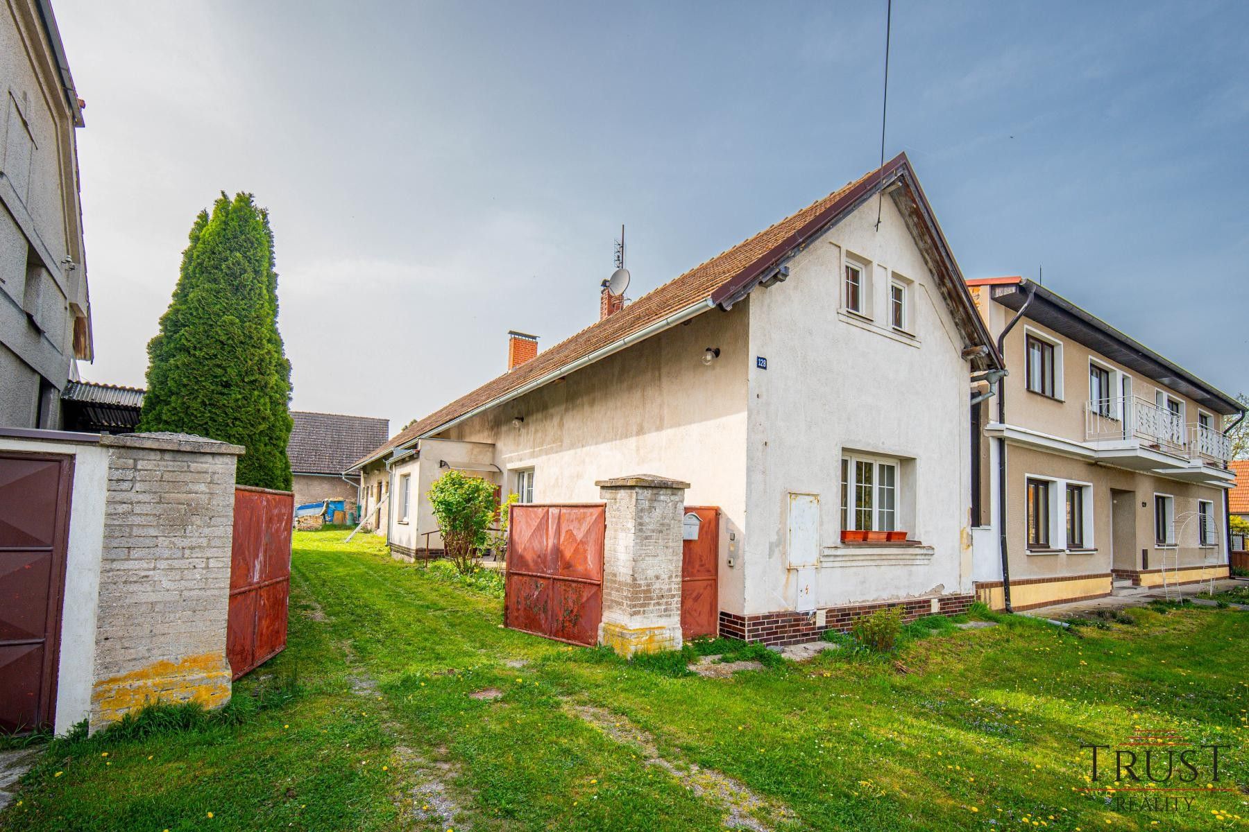 Prodej rodinný dům - Velenice, 150 m²