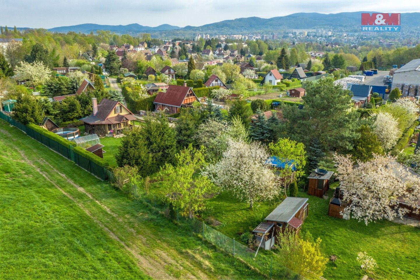 Zahrady, Liberec Xi-Růžodol I, Česko