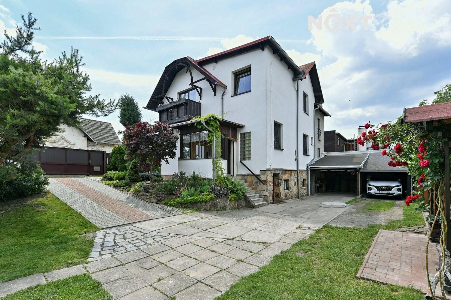 Prodej vila - Petra Jilemnického, Čelákovice, 230 m²
