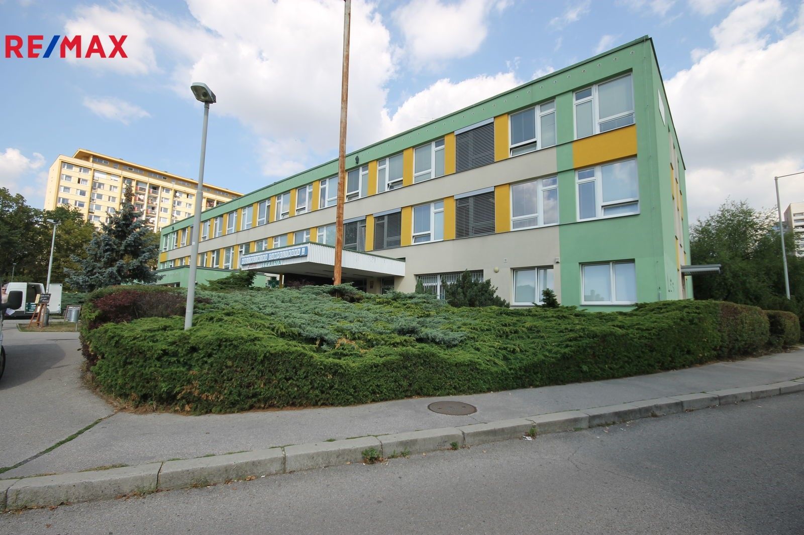 Sklady, Čumpelíkova, Kobylisy, Praha, Česko, 37 m²