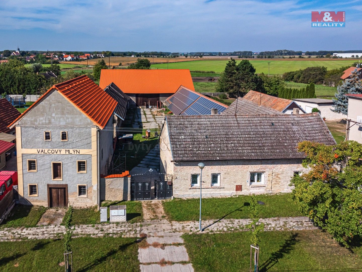 Rodinné domy, U Mlýna, Běrunice, 800 m²