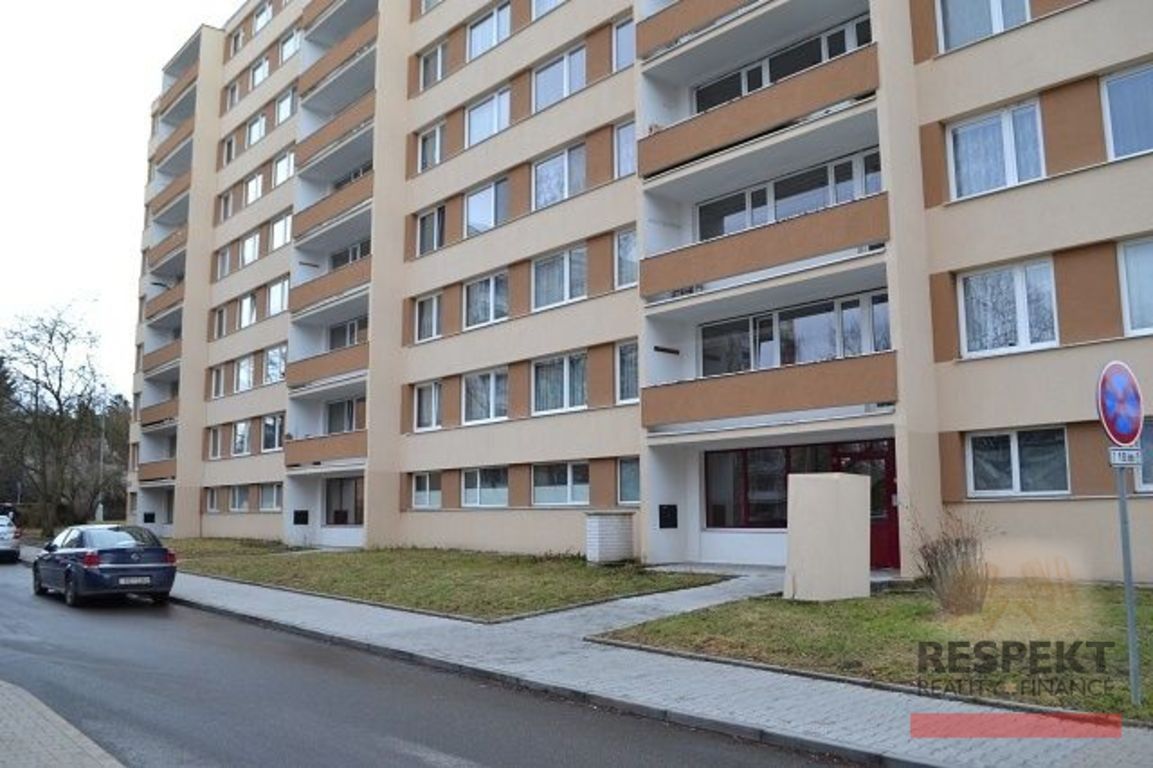 Pronájem byt 1+1 - Plzeňská, Kročehlavy, Kladno, Česko, 29 m²