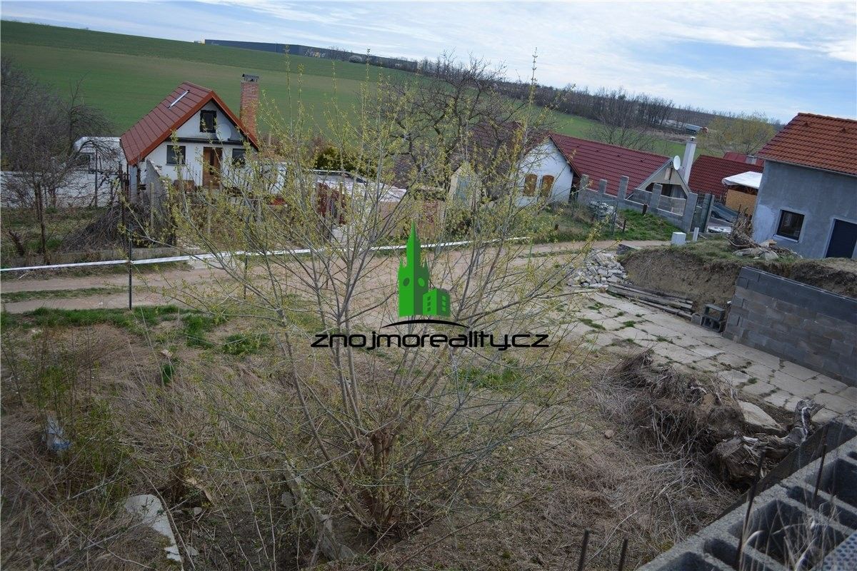 Prodej pozemek - Znojmo, 199 m²