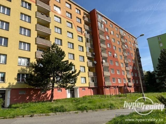 Pronájem byt 1+1 - Školní pěšina, Chomutov, 36 m²