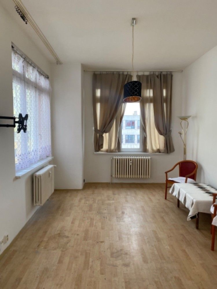 Pronájem byt 2+kk - Praha, 199 00, 59 m²