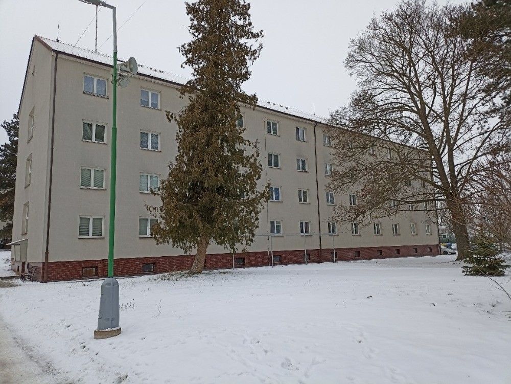 Byty, Chvaletice, 533 12