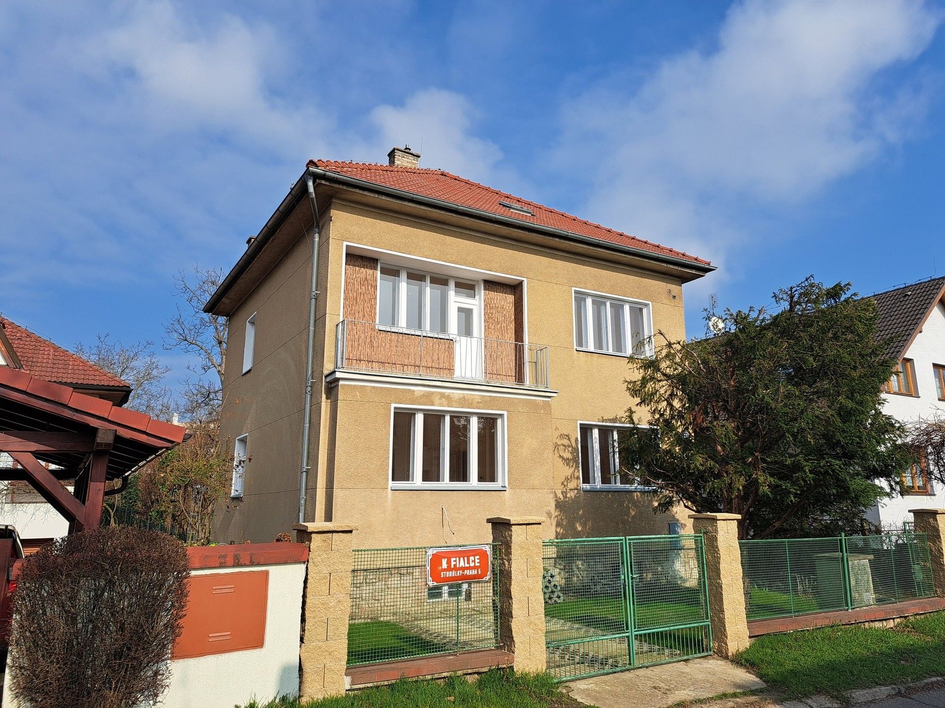 Rodinné domy, K Fialce, Praha, 250 m²